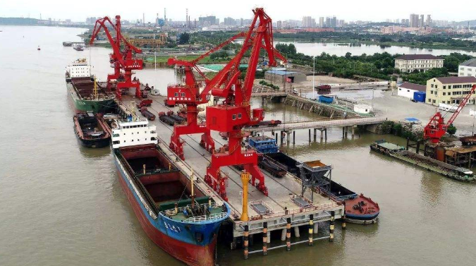 双滦区概述露天料场港口封闭问题的实行方法